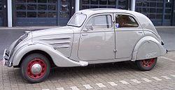 Peugeot 402